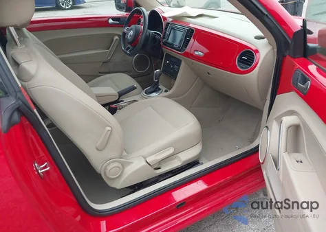 2016 Volkswagen Beetle 1.8T Sel z USA, uszkodzony, nr VIN 3VWJ17ATXGM635637